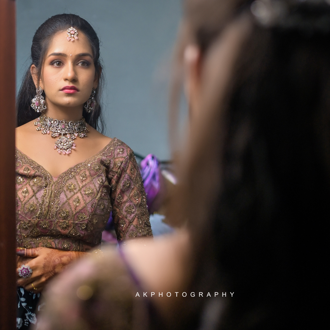 Wedding Photoshoot: Saranya & Seenu's Beautiful Day at Palldam