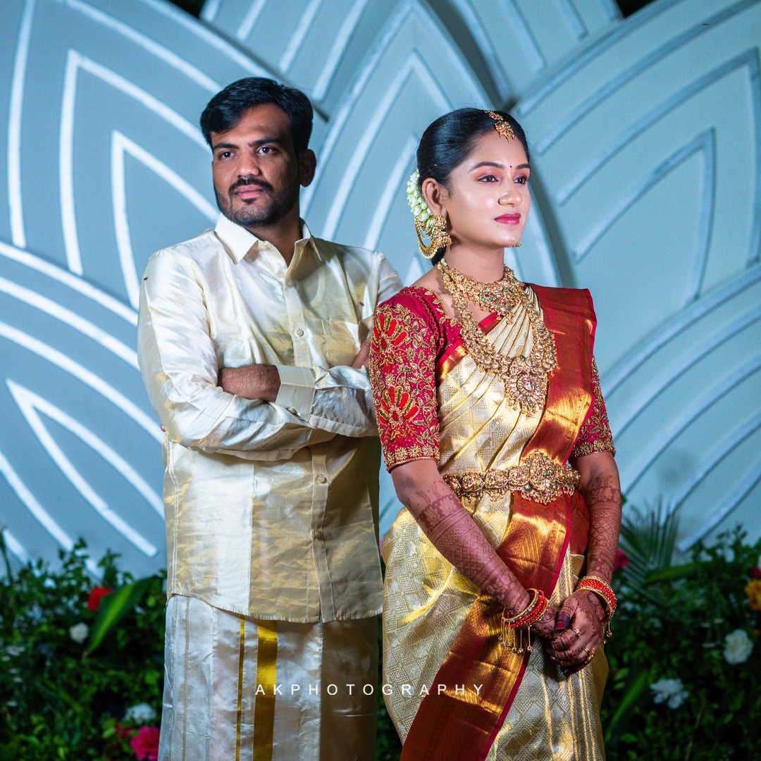 Wedding Photoshoot: Saranya & Seenu's Beautiful Day at Palldam