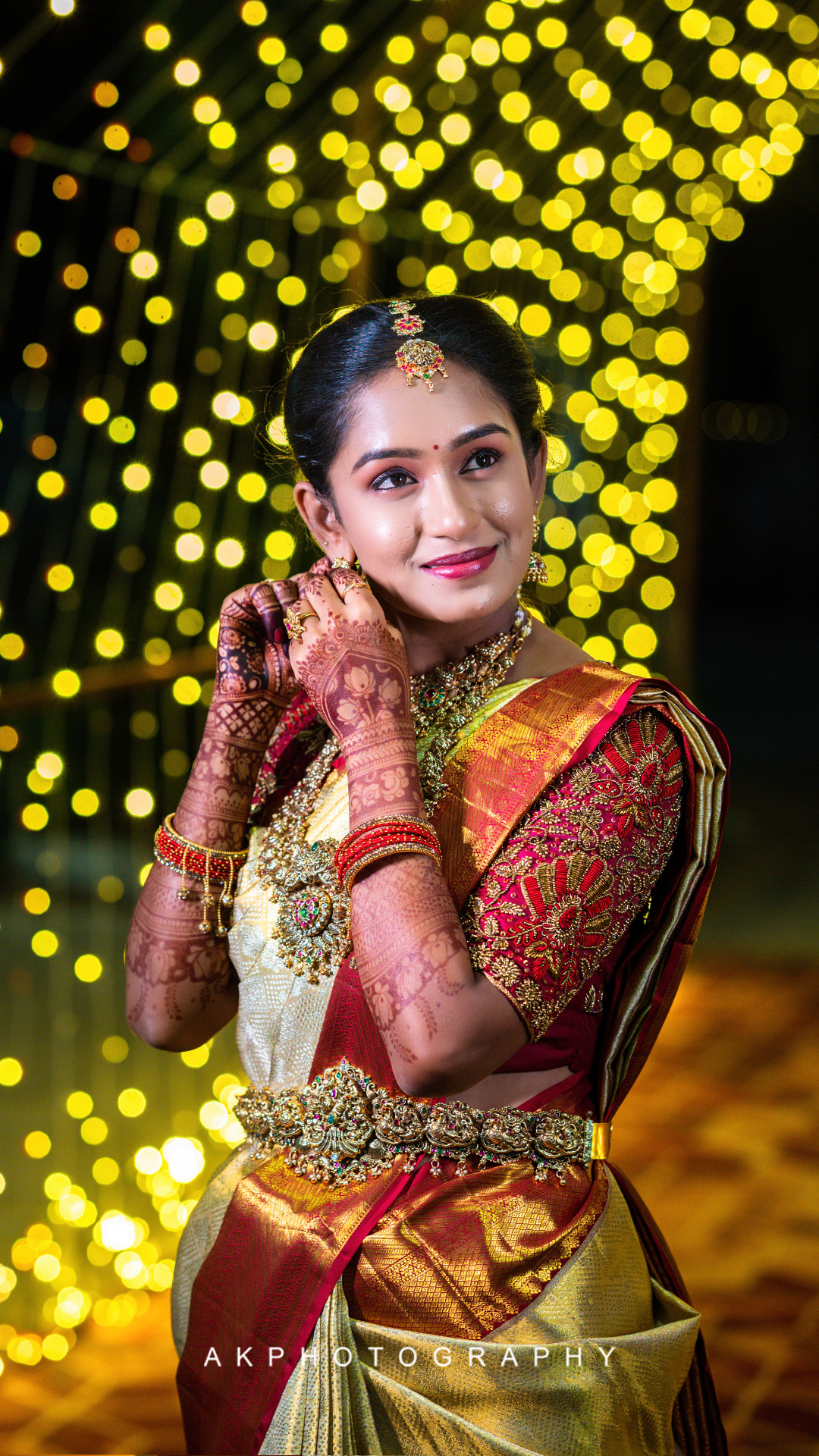 Wedding Photoshoot: Saranya & Seenu's Beautiful Day at Palldam