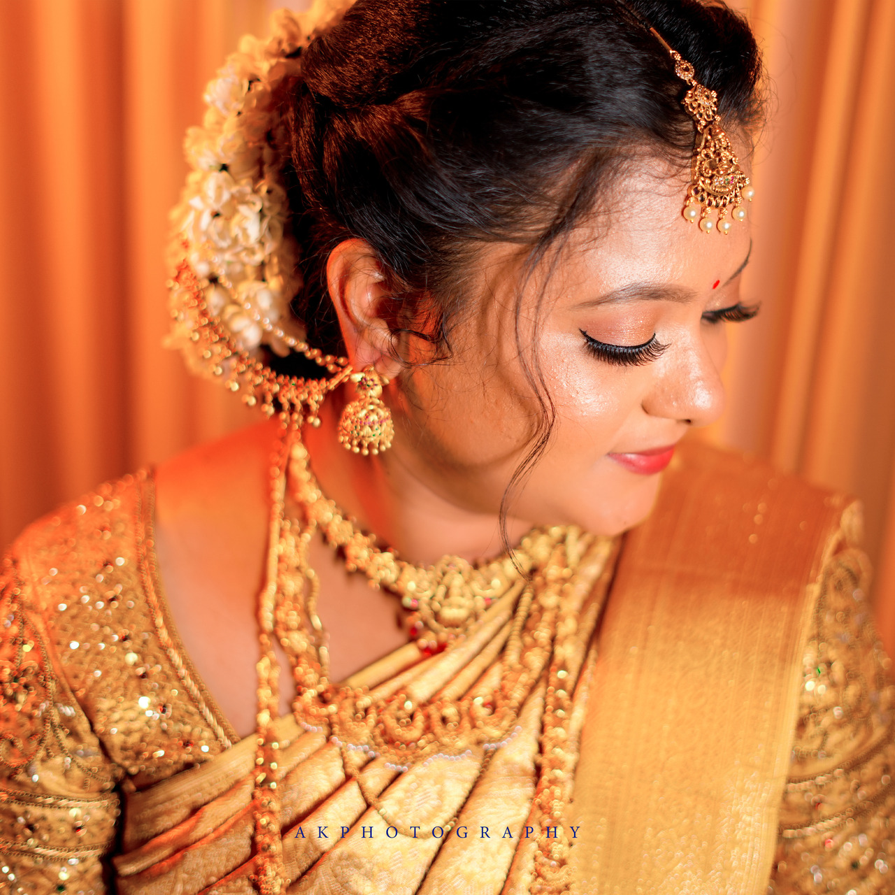 Wedding Photoshoot Capturing Sreejith and Madhumitha's Magical Day  AK Photography